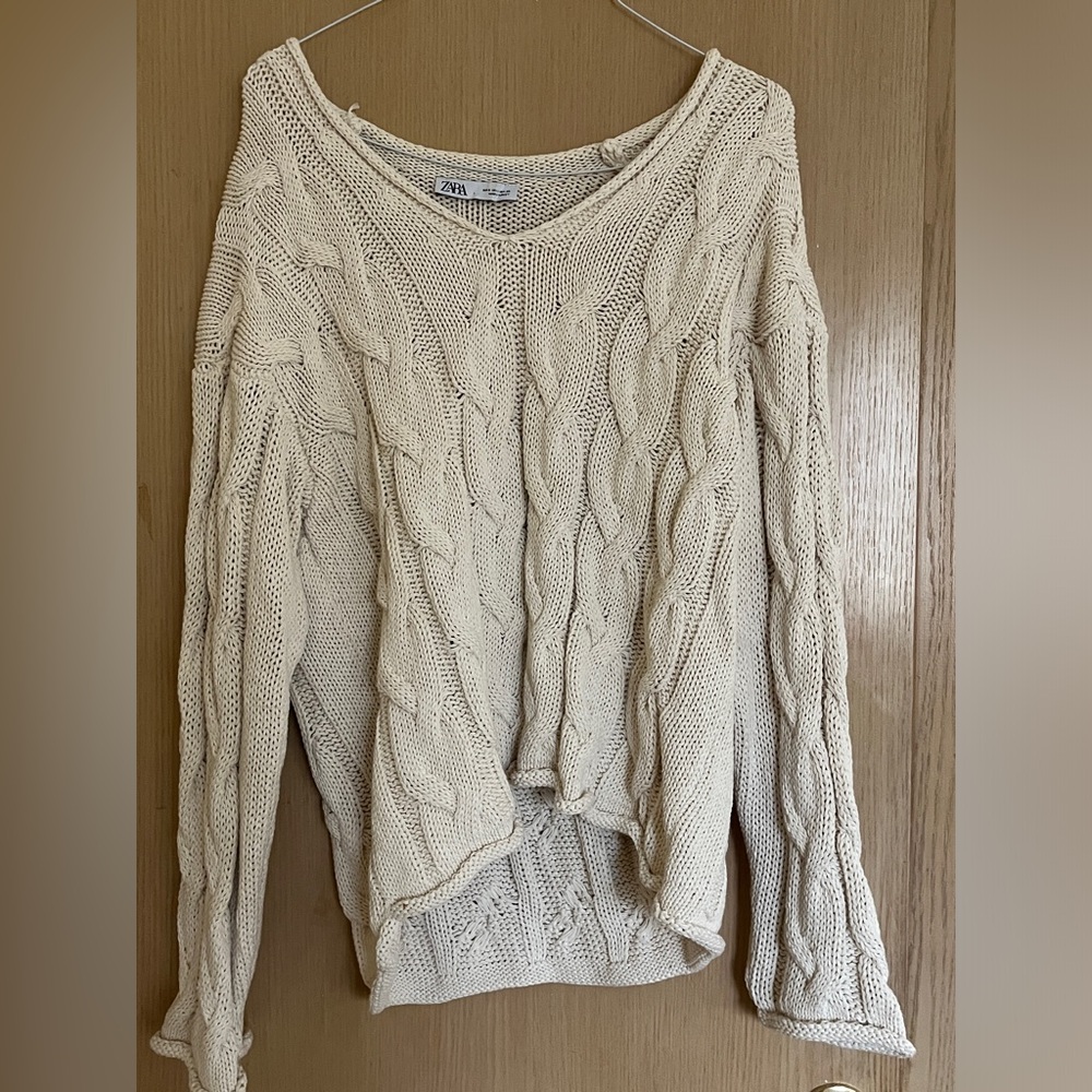 Zara chunky knit oversized fit sweater